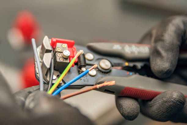Best Commercial Electrician Services  in Sheffield, IA