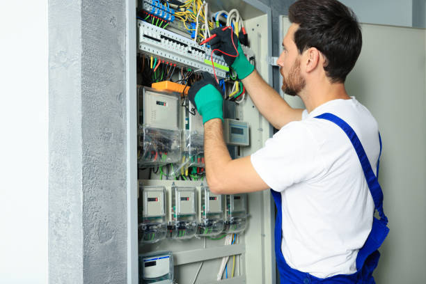 Best Residential Electrician Services  in Sheffield, IA